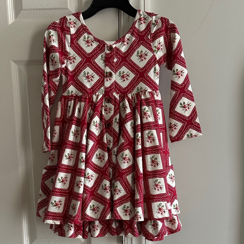 SweetHoney girls dress, size 6 NWT